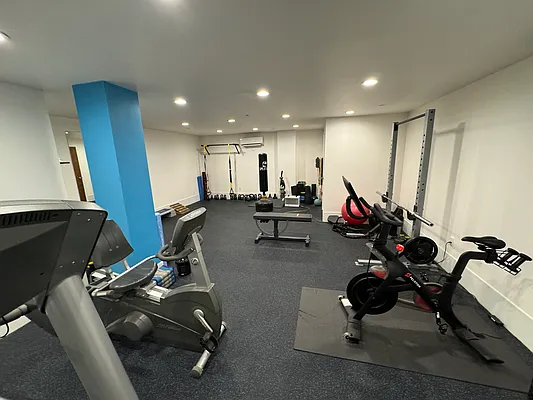 Rented by Compass | media 19