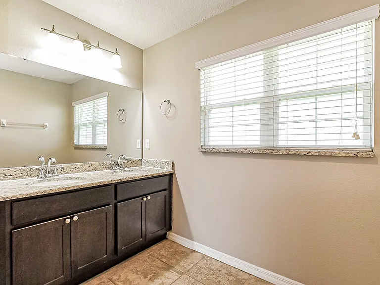 3042 Drema Dr — Photo 11