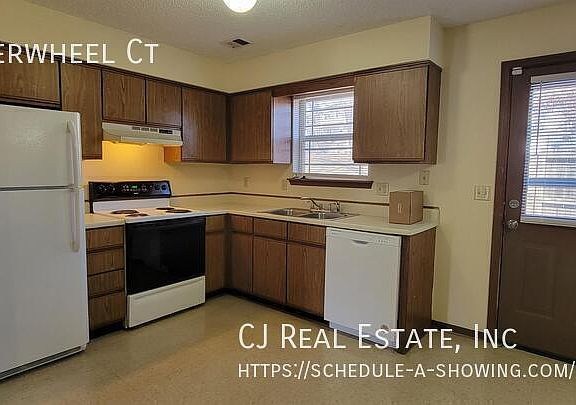 4th image of 214 NW Waterwheel Ct
