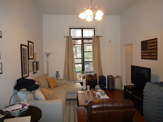 Rented by New Yorker Realty | media 11