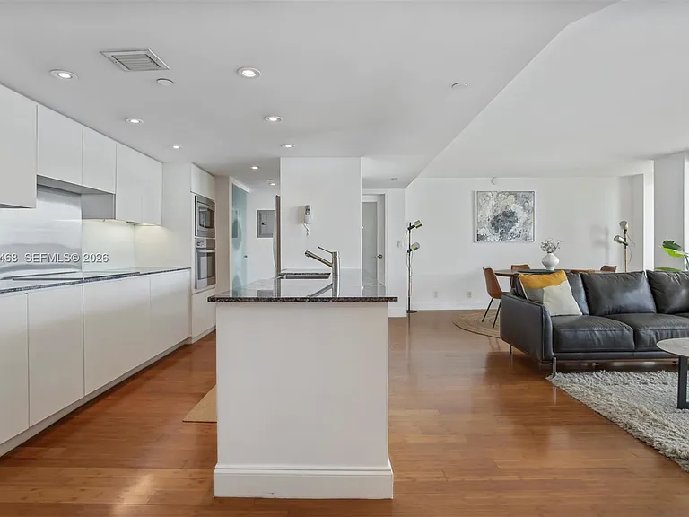 1717 N Bayshore Dr #A-2740 — Photo 12