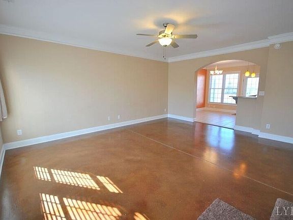 2nd image of 44 Sprouse Ln
