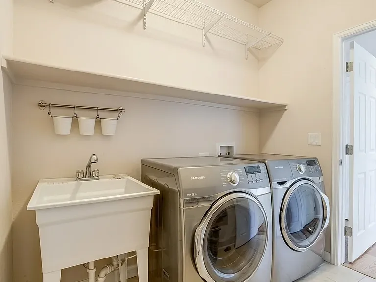1395 E 100th Ln — Photo 19