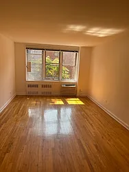 Rented by K & O Realty Associates Inc.