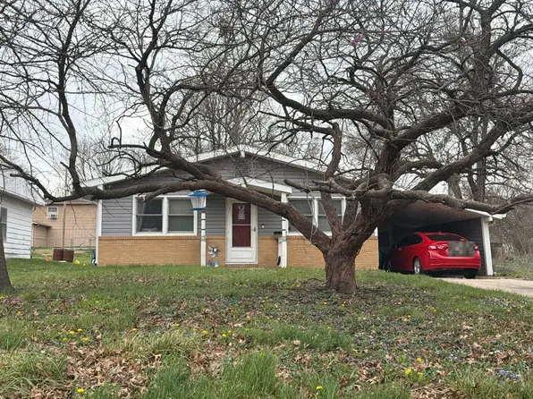 3505 Jackson St, Saint Joseph, MO 64507