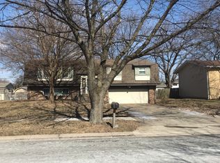 1526 W 95th Ave, Crown Point, IN 46307