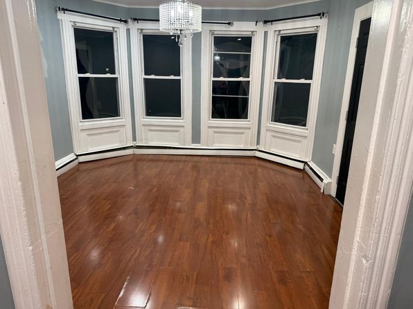 30 Brown Ave Floor 2