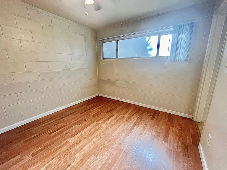 4665 Cherokee Ave #19 — Photo 6