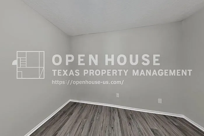 26 Pinewood Forest Ct — Photo 7