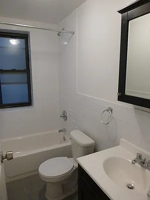 Rented by Bohemia Realty Group | media 39