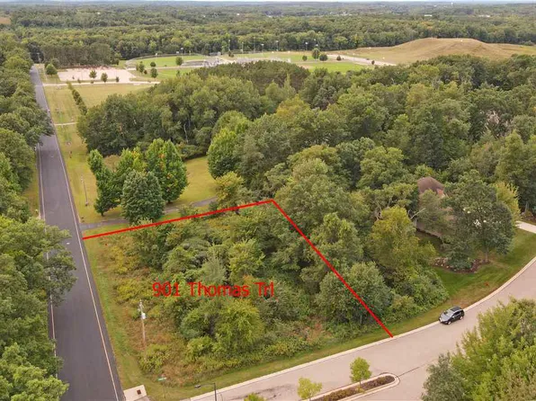 901 Thomas Trl, Waupaca, WI 54981