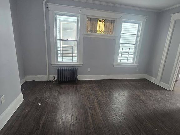 3rd image of 67 Graham Ave #2A