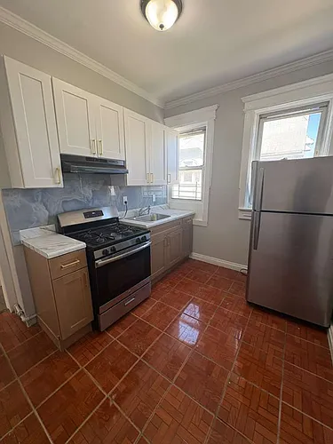 28 Coit St #2 Photo 1