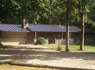 1221 S Rangeline Rd, Ludlow Falls, OH 45339