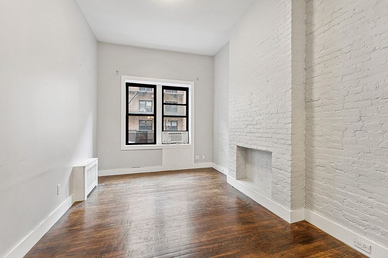 1st image of 306 E 89th St APT B