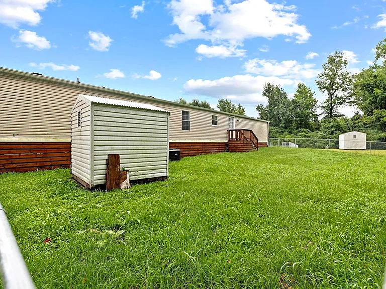 185 Justice Rd #4 — Photo 2