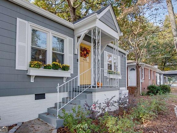 5th image of 1426 Clermont Ave
