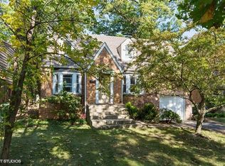 2150 W Crescent Ave, Park Ridge, IL 60068