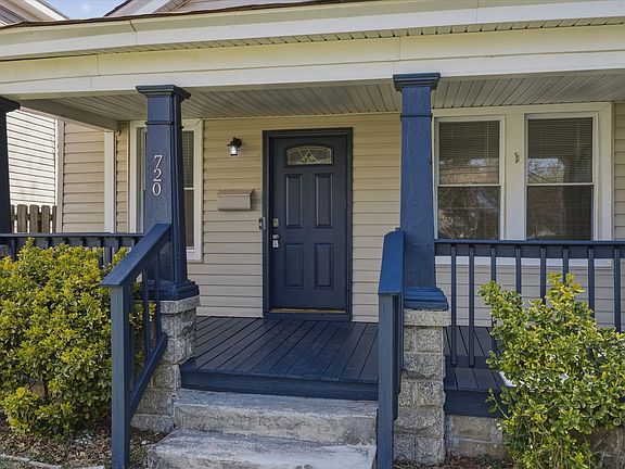 5th image of 720 Forbes St