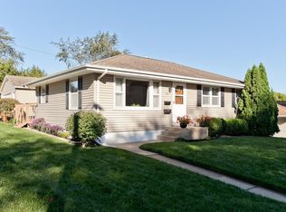 110 Janice Dr NW, Cedar Rapids, IA 52405