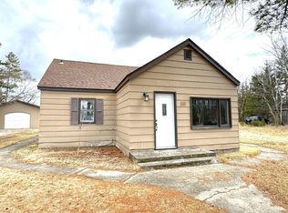 310 Zippel Ave, Williams, MN 56686