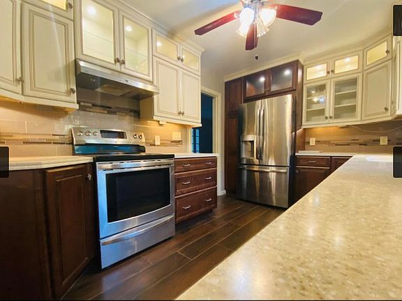 2nd image of 23 Waynel Cir SE