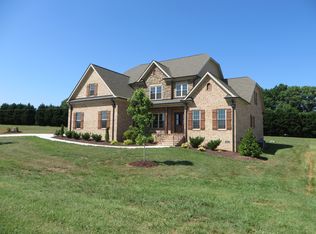 8310 Hunter's Dr., Greensboro, NC 27455