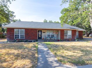 1807 Sandpiper Dr, Clyde, TX 79510