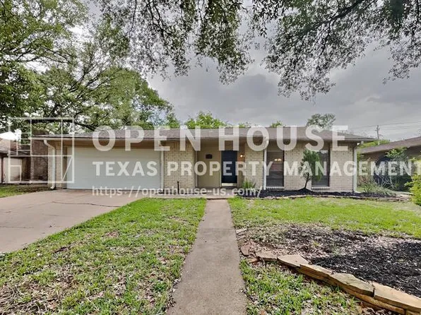 18106 Navajo Trail Dr, Spring, TX 77388