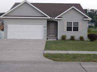 944 5th Ave W, Andalusia, IL 61232