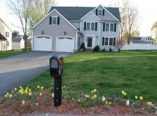 3 Paula Cir, Hudson, NH 03051