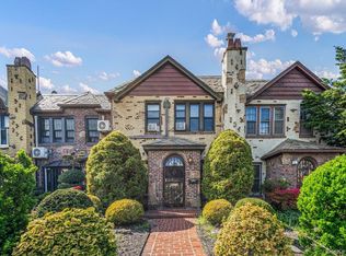 8907 63rd Ave, Rego Park, NY 11374
