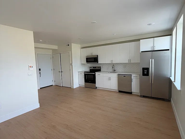 4212 Lancaster Ave #201 — Photo 11