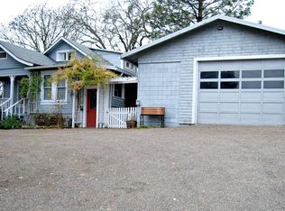 336 SW 5th Ave, Myrtle Creek, OR 97457