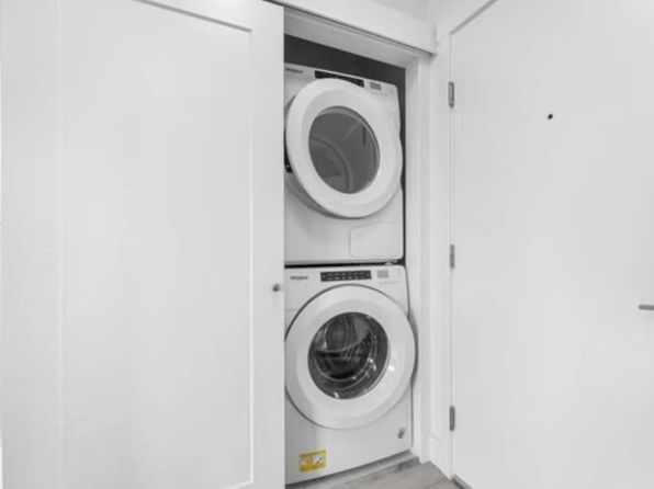 1 bedroom rental in Surrey — photo 8