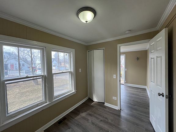 DOWNSTAIRS BEDROOM & FOYER