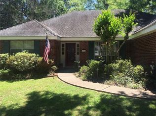 6036 Chateau Loire Cir, Mandeville, LA 70448