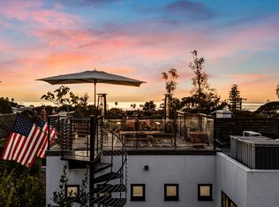 7135 Olivetas Ave, La Jolla, CA 92037