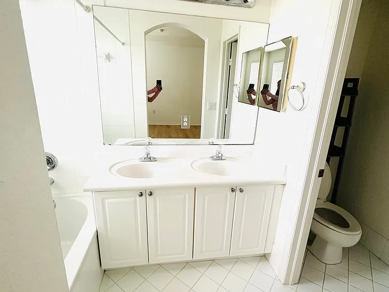 8846 W Flagler St #5 — Photo 16