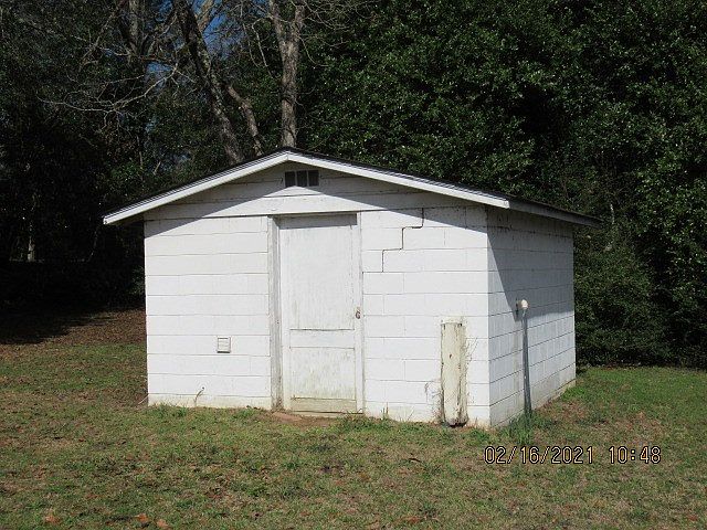 2nd image of 2055 Sarabel Ave