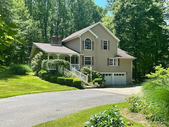 15695 Park Avenue Ext, Meadville, PA 16335