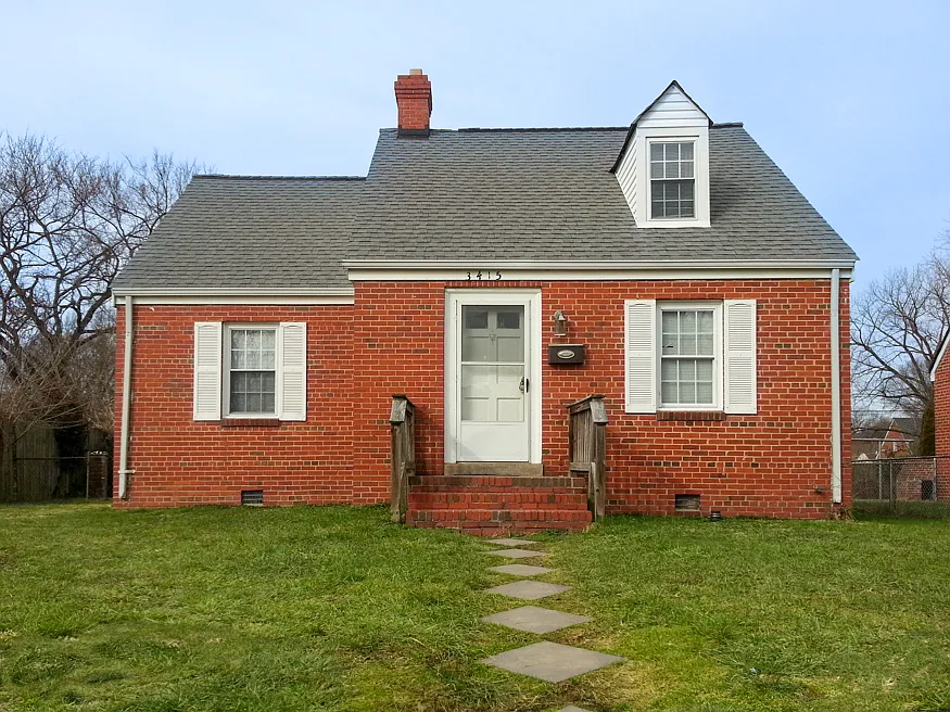3415 Danbury Rd