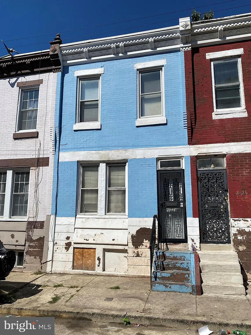 2424 N Garnet St photo 1
