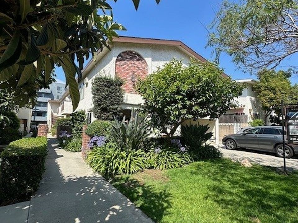 1st image of 3747 Mentone Ave APT 6