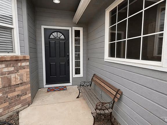 2nd image of 13376 W Hazelnut St