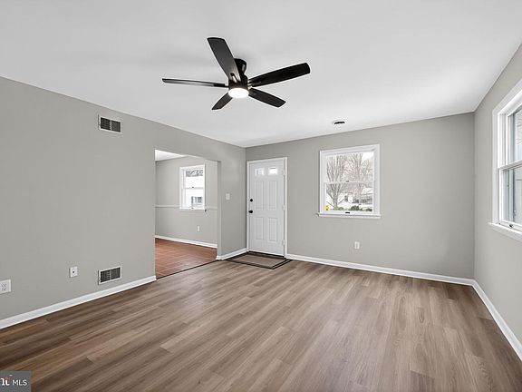 2nd image of 9 Maise Ave