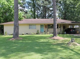 809 Maple St, Crossett, AR 71635