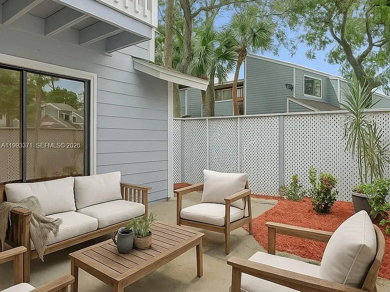 1818 Adventure Pl — Photo 26