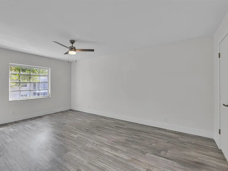 6413 Bay Club Dr #3 — Photo 13