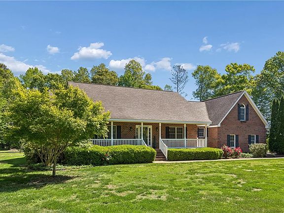 4th image of 4202 Hall Oaks Dr